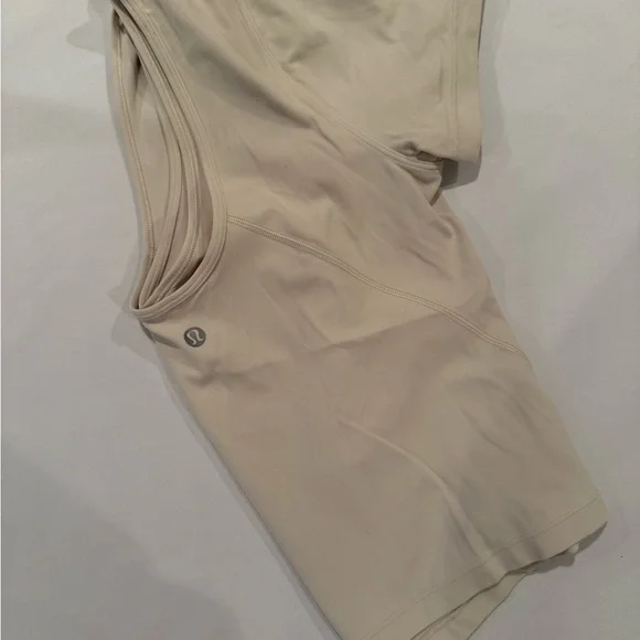 Lululemon Top - Picture 3 of 3